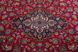 Central medallion detail of 2000s Kashan rug from Iran / Persia