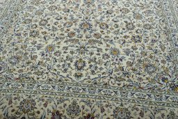 Close-up detail of 2000s Kashan rug from Iran / Persia showing Cork weave
