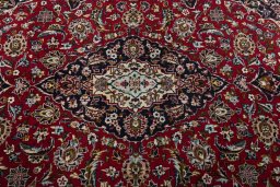 Central medallion detail of 2000s Kashan rug from Iran / Persia
