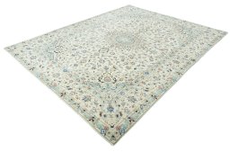 Corner detail of New Kashan rug showing border pattern and Wool pile