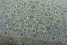 Close-up detail of 2000s Kashan rug from Iran / Persia showing Wool weave