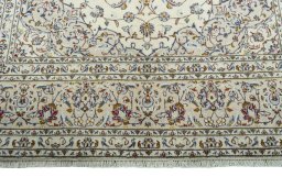 Full view of 2000s Kashan rug from Iran / Persia, 302 × 202 cm in Beige tones