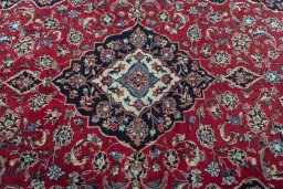 Central medallion detail of 2000s Kashan rug from Iran / Persia