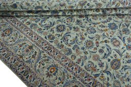 Close-up detail of 1970s Kashan rug from Iran / Persia showing Wool weave