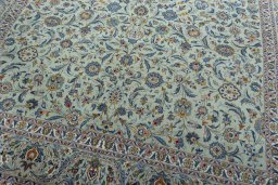 Close-up detail of 1970s Kashan rug from Iran / Persia showing Wool weave