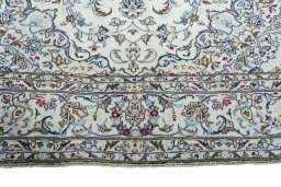 Full view of 2000s Kashan rug from Iran / Persia, 298 × 202 cm in Beige tones