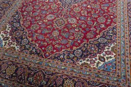 Close-up detail of 2000s Kashan rug from Iran / Persia showing Wool weave