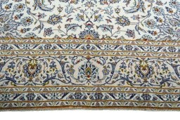 Full view of 2000s Kashan rug from Iran / Persia, 400 × 294 cm in Beige tones