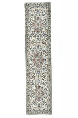 Full view of 2000s Kashan rug from Iran / Persia, 421 × 100 cm in Beige tones