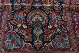 Close-up detail of 1930s Kashan rug from Iran / Persia showing Wool weave