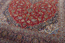 Close-up detail of 2000s Kashan rug from Iran / Persia showing Wool weave