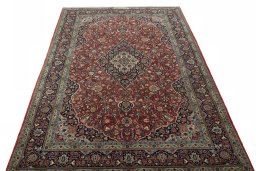 Surface texture of New Kashan rug with natural Cork and intricate pattern
