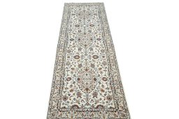 Surface texture of New Kashan rug with natural Wool and intricate pattern