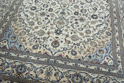 Close-up detail of 2000s Kashan rug from Iran / Persia showing Wool weave
