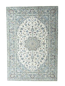 Full view of New Kashan rug from Iran / Persia, 353 × 243 cm in Beige tones