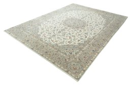 Corner detail of New Kashan rug showing border pattern and Wool pile