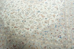 Close-up detail of New Kashan rug from Iran / Persia showing Wool weave