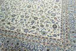Close-up detail of 2000s Kashan rug from Iran / Persia showing Wool weave