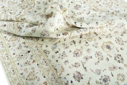 Surface texture of New Kashan rug with natural Wool and intricate pattern