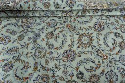 Close-up detail of 1970s Kashan rug from Iran / Persia showing Wool weave