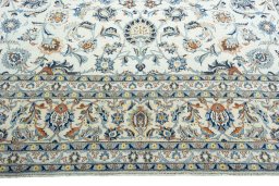 Full view of 2000s Kashan rug from Iran / Persia, 417 × 297 cm in Beige tones