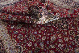 Surface texture of New Kashan rug with natural Wool and intricate pattern