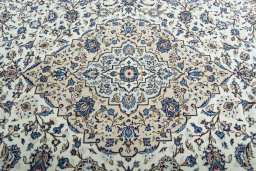 Central medallion detail of 2000s Kashan rug from Iran / Persia