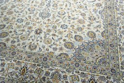 Close-up detail of 2000s Kashan rug from Iran / Persia showing Wool weave
