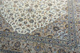 Close-up detail of 2000s Kashan rug from Iran / Persia showing Wool weave