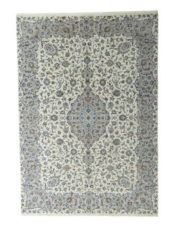 Full view of New Kashan rug from Iran / Persia, 350 × 248 cm in Beige tones