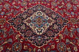 Central medallion detail of 2000s Kashan rug from Iran / Persia
