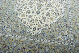 Close-up detail of 2000s Kashan rug from Iran / Persia showing Cork weave