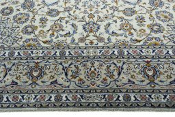 Full view of 2000s Kashan rug from Iran / Persia, 400 × 301 cm in Beige tones