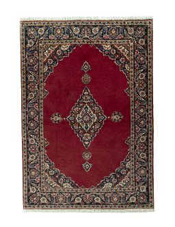 Full view of 1930s Kashan rug from Iran / Persia, 155 × 108 cm in Red tones