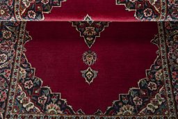 Close-up detail of 1930s Kashan rug from Iran / Persia showing Cotton weave