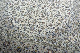 Close-up detail of 2000s Kashan rug from Iran / Persia showing Wool weave