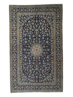 Full view of 1970s Kashan rug from Iran / Persia, 500 × 308 cm in Blue tones