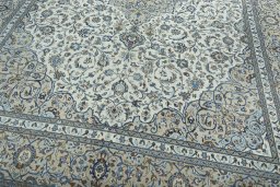 Close-up detail of 2000s Kashan rug from Iran / Persia showing Wool weave