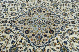 Central medallion detail of 2000s Kashan rug from Iran / Persia
