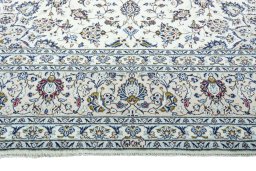 Full view of 2000s Kashan rug from Iran / Persia, 395 × 300 cm in Beige tones