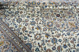 Close-up detail of 1970s Kashan rug from Iran / Persia showing Wool weave