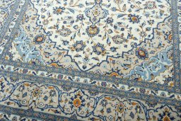 Close-up detail of 2000s Kashan rug from Iran / Persia showing Wool weave
