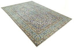 Close-up detail of 2000s Kashan rug from Iran / Persia showing Wool weave