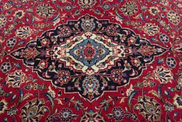 Central medallion detail of 2000s Kashan rug from Iran / Persia