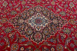 Central medallion detail of 2000s Kashan rug from Iran / Persia