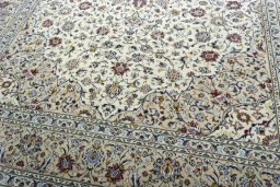Close-up detail of 2000s Kashan rug from Iran / Persia showing Wool weave