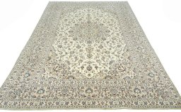 Surface texture of 2000s Kashan rug with natural Cork and intricate pattern
