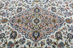 Central medallion detail of 2000s Kashan rug from Iran / Persia