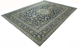 Corner detail of 1970s Kashan rug showing border pattern and Wool pile