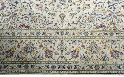 Full view of 1970s Kashan rug from Iran / Persia, 362 × 250 cm in Beige tones